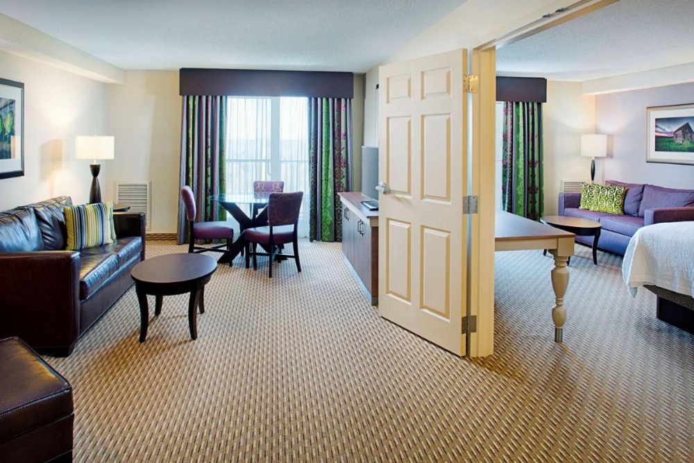 Hilton Garden Inn Hartford North/Bradley International Airport Image 12